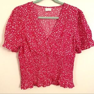 Red and White Floral Print Shirred Crop Top size M